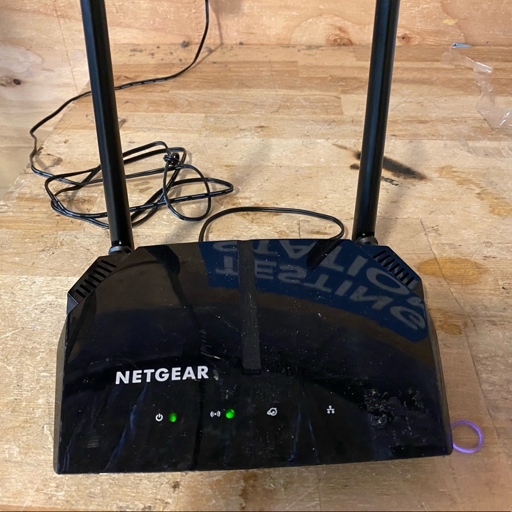 Netgear R6080 Dual Band Smart Wi-Fi 5 Router AC1000 - Picture 6 of 12